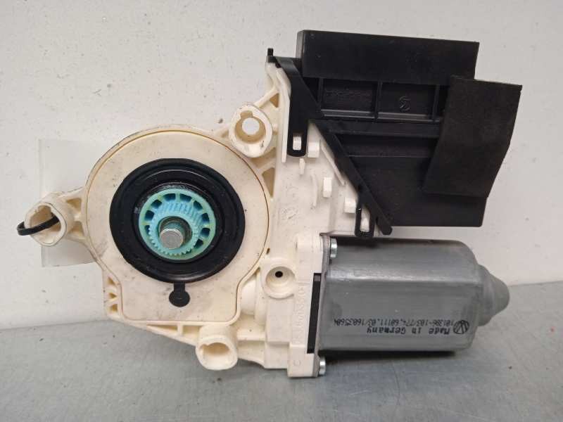 Recambio de motor elevalunas delantero derecho para seat ibiza (6l1) cool referencia OEM IAM 6Q2959801A 101386103 3P