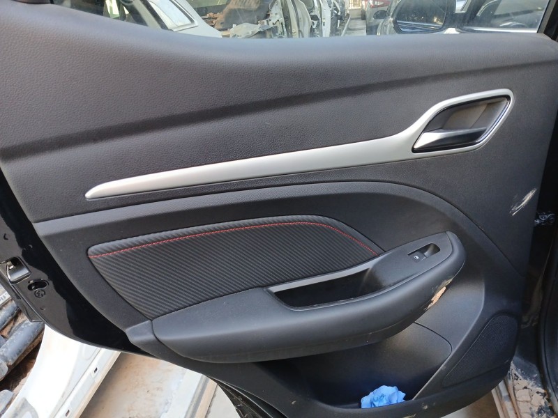 Recambio de guarnecido puerta trasera izquierda para mg zs suv (azs1) 1.5 vti referencia OEM IAM   