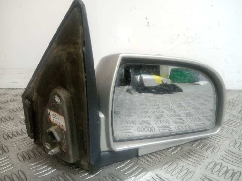 Recambio de retrovisor derecho para kia carens 2.0 crdi ex monovolumen referencia OEM IAM   