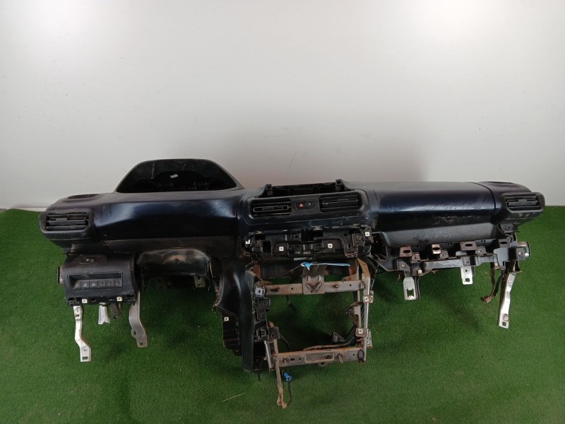 Recambio de salpicadero para peugeot rifter 1.5 bluehdi 130 referencia OEM IAM 16841899ZD  