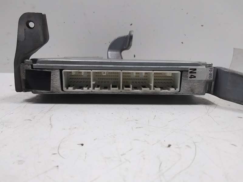 Recambio de centralita motor uce para toyota prius (nhw20) basis referencia OEM IAM 8966147120  