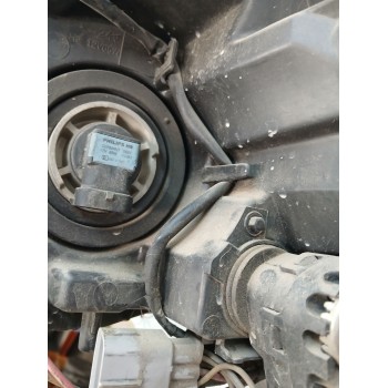 Recambio de faro derecho para subaru tribeca (b9) 3.0 (wxe) referencia OEM IAM rhd0147 1073105 