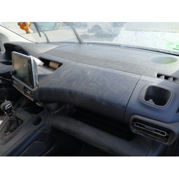 Recambio de salpicadero para peugeot rifter 1.5 bluehdi 130 referencia OEM IAM 16841899ZD  