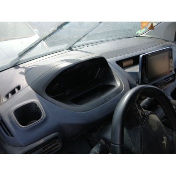 Recambio de salpicadero para peugeot rifter 1.5 bluehdi 130 referencia OEM IAM 16841899ZD  