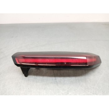 PILOTO TRASERO DERECHO INTERIOR 9831120580 