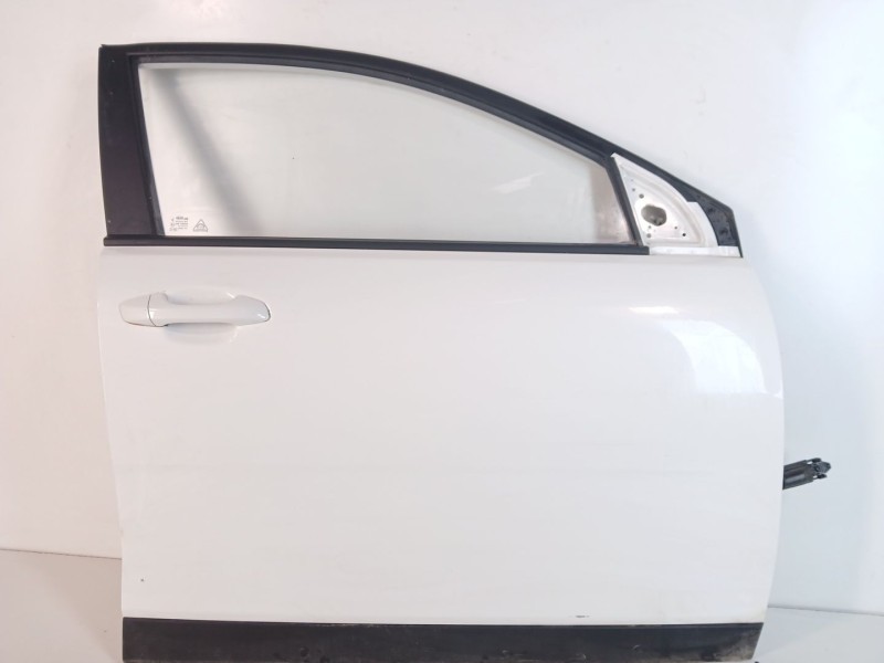 Recambio de puerta delantera derecha para kia stonic (yb) 1.2 cvvt referencia OEM IAM 76004H8400  