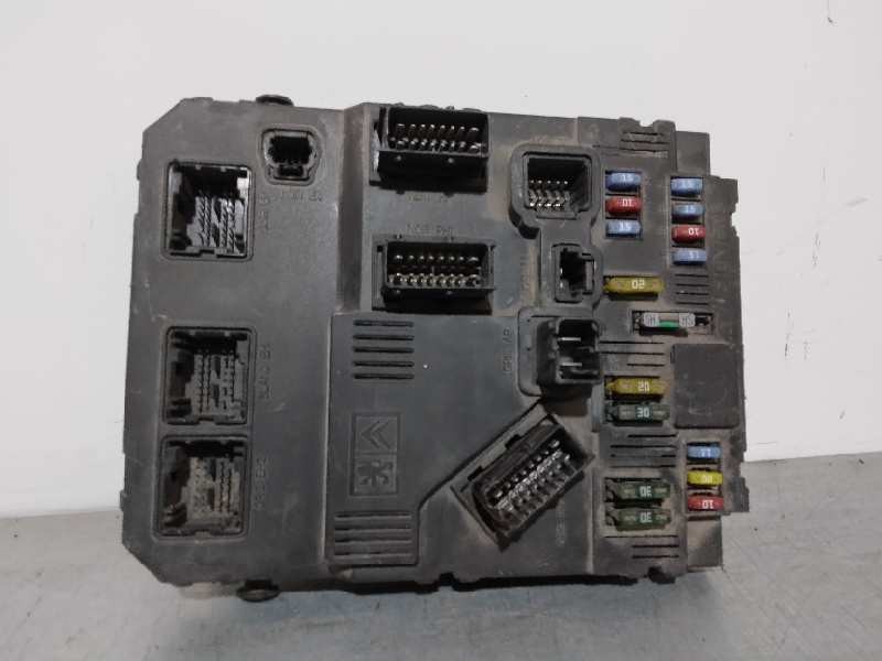 Recambio de caja reles / fusibles para peugeot 407 st sport referencia OEM IAM S120104600L  