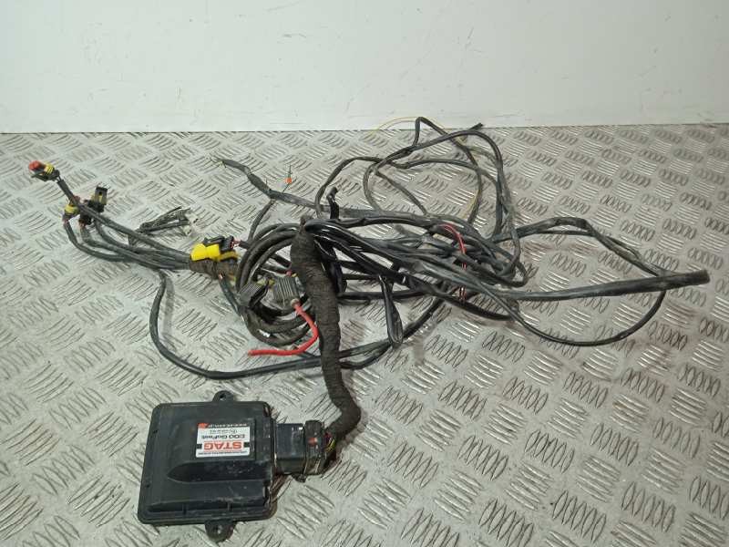 Recambio de modulo electronico para toyota auris hybrid active referencia OEM IAM 67R017009 110R007010 INSTALACION DE GAS