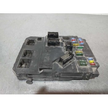 Recambio de caja reles / fusibles para peugeot 407 st sport referencia OEM IAM S120104600L  
