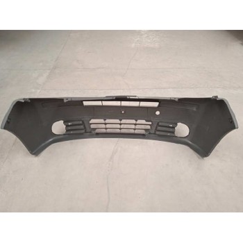 Recambio de paragolpes delantero para renault trafic caja cerrada (ab 4.01) referencia OEM IAM 7700313259 NUEVO 6265100QAH 00-06