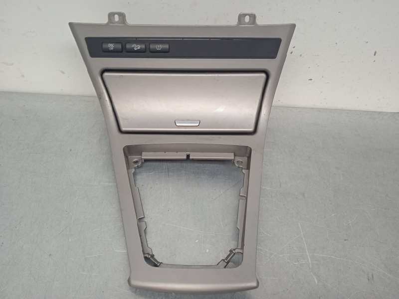 Recambio de cenicero para bmw x3 (e83) 2.0d referencia OEM IAM 3411706  