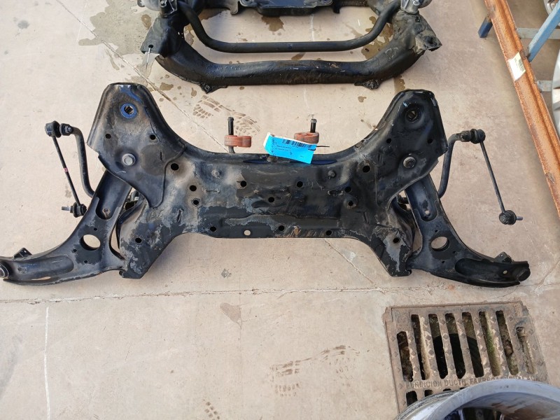 Recambio de puente delantero para kia picanto ii (ta) 1.0 referencia OEM IAM 624011Y400  