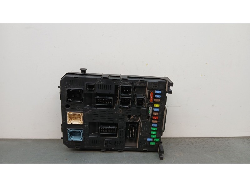 Recambio de centralita bsi para peugeot 5008 premium referencia OEM IAM 9664059080  