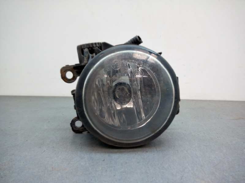 Recambio de faro antiniebla izquierdo para citroën c-crosser 2.2 hdi fap cat referencia OEM IAM MN142091 89203951 