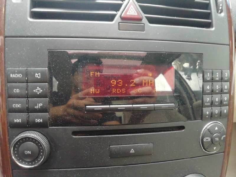 Recambio de sistema audio / radio cd para mercedes-benz clase a (w169) a 200 (169.033) referencia OEM IAM A1698700689  