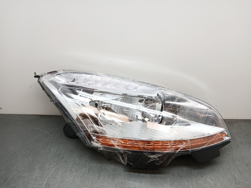 Recambio de faro derecho para citroën c4 picasso referencia OEM IAM 6206A8  11228006