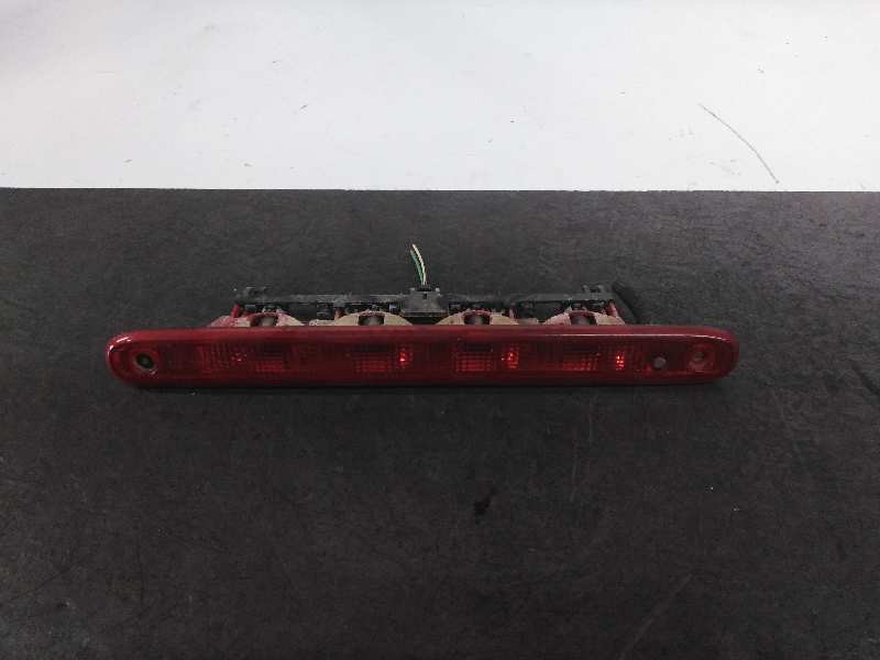 Recambio de luz central de freno para toyota aygo (kgb/wnb) 1.0 cat referencia OEM IAM   