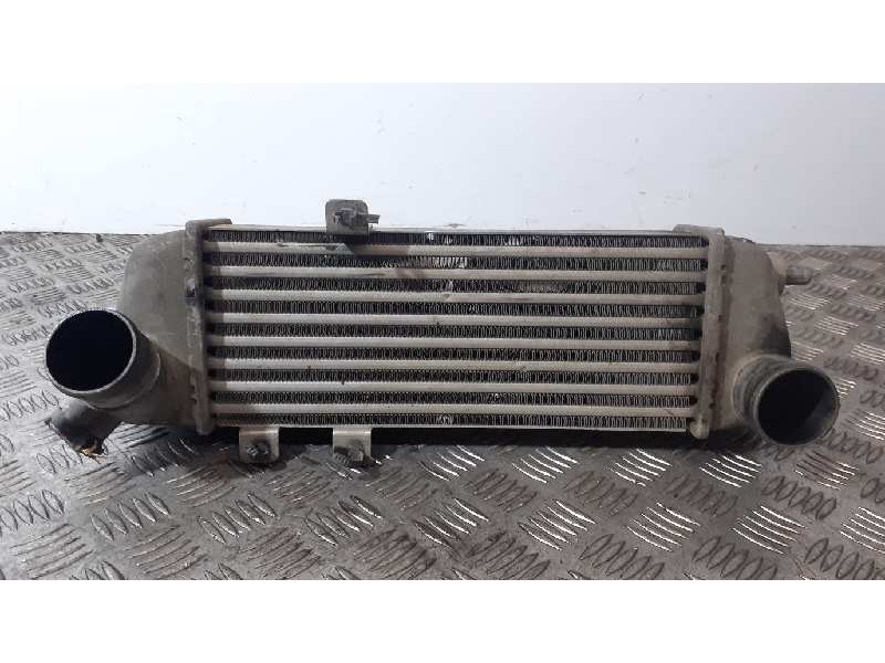 Recambio de intercooler para kia cee´d sporty wagon emotion referencia OEM IAM 2827027060 282702A610 282702A611