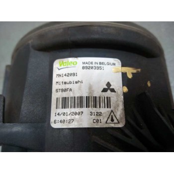 Recambio de faro antiniebla derecho para citroën c-crosser 2.2 hdi fap cat referencia OEM IAM MN142091 89203951 