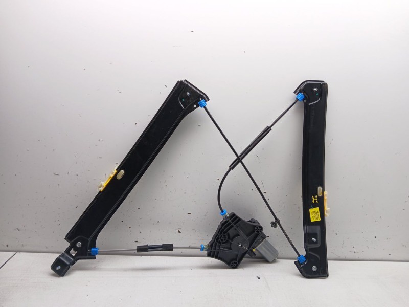 Recambio de elevalunas delantero derecho para mg mg 3 1.5 hybrid referencia OEM IAM 11615986 ed7206010 