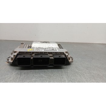 Recambio de centralita motor uce para peugeot 5008 premium referencia OEM IAM 9666986680 0281013334 