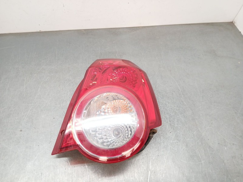 Recambio de piloto trasero derecho para chevrolet aveo / kalos hatchback (t250, t255) 1.4 referencia OEM IAM 95952067  