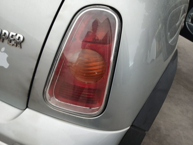 Recambio de piloto trasero derecho para mini mini (r50, r53) cooper referencia OEM IAM 63216935784  