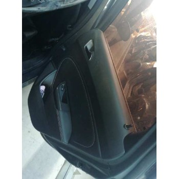 GUARNECIDO PUERTA TRASERA DERECHA 