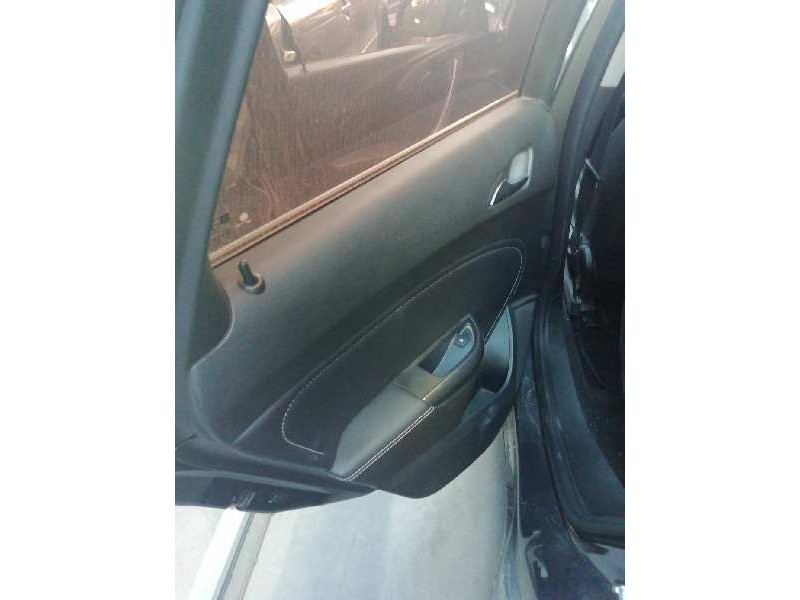 Recambio de guarnecido puerta trasera izquierda para opel astra j lim. cosmo referencia OEM IAM   