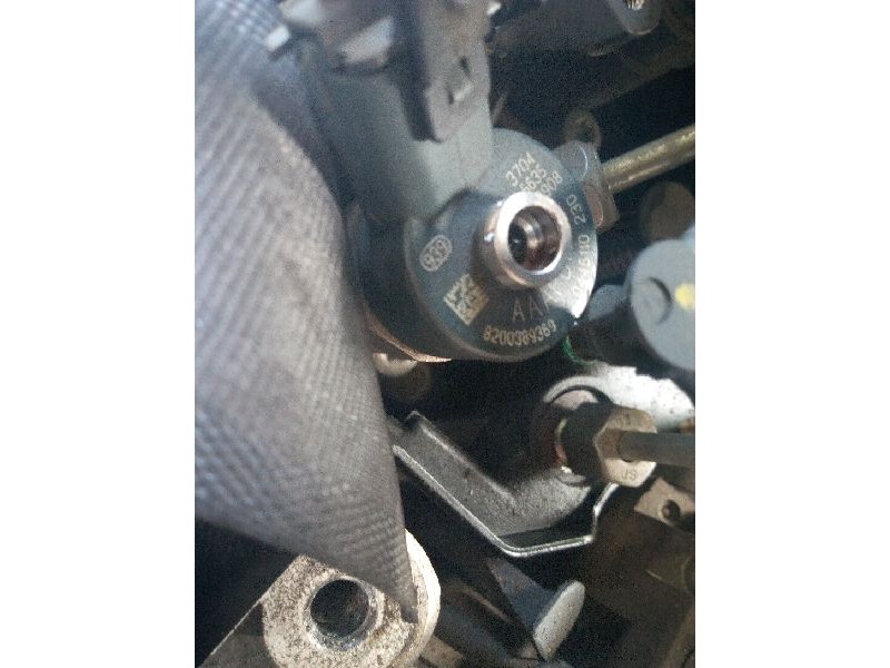 Recambio de inyector para renault megane ii berlina 5p dynamique referencia OEM IAM 0445110230  