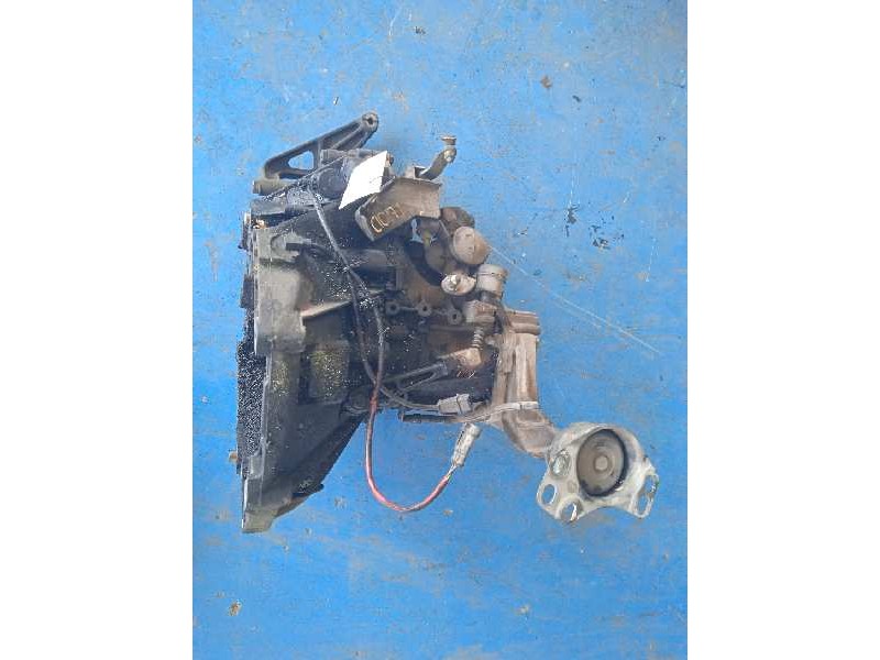 Recambio de caja cambios para fiat punto berl. (176) td sx / td 70 sx referencia OEM IAM  176A5000 
