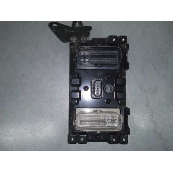 Recambio de centralita abs para lexus is 300h referencia OEM IAM 8954053340  