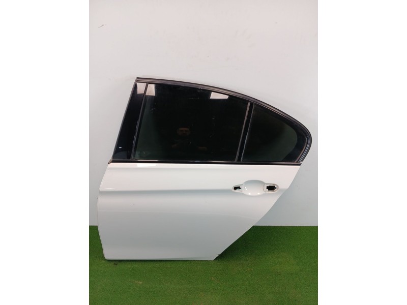 Recambio de puerta trasera izquierda para bmw 3 (f30, f80) 320 d referencia OEM IAM 41007298513  