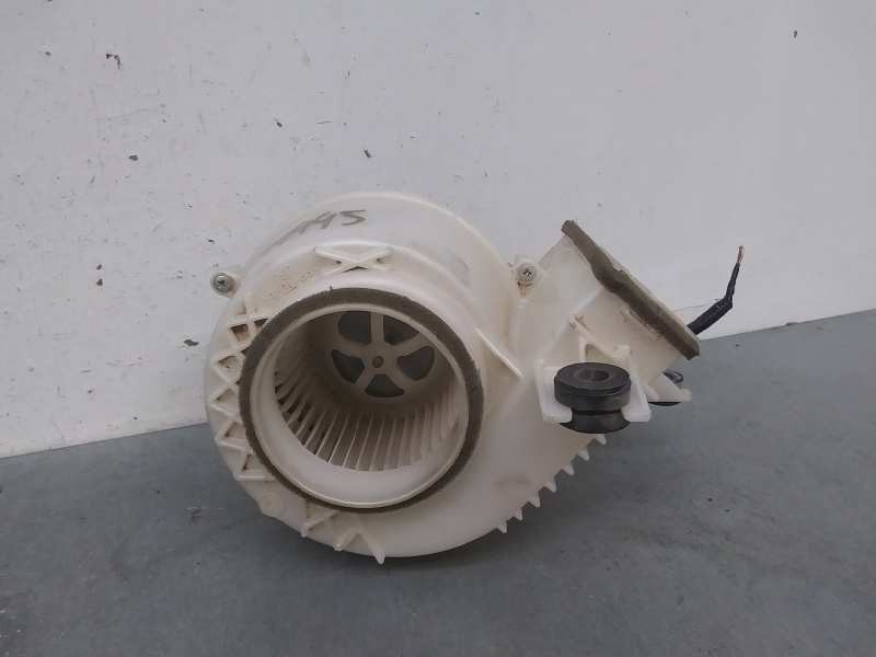 Recambio de motor calefaccion para lexus is 300h referencia OEM IAM 1173005824 G923053010 