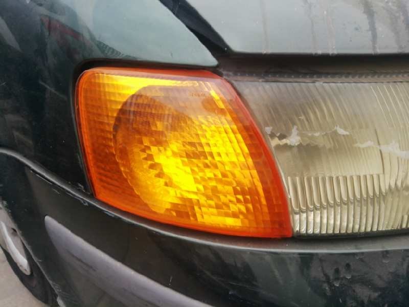 Recambio de piloto delantero derecho para volkswagen passat berlina (3b2) 1.8 referencia OEM IAM 3B0953042 AMBAR 