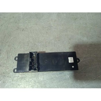 Recambio de mando elevalunas delantero izquierdo para nissan primera berlina (p12) acenta referencia OEM IAM 25401AV640  