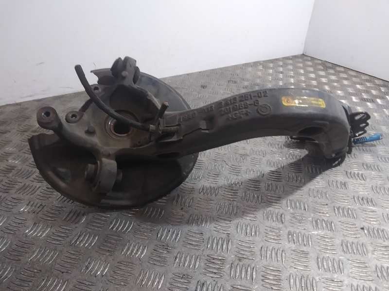 Recambio de mangueta trasera izquierda para bmw x3 (e83) 2.0d referencia OEM IAM 201968G  