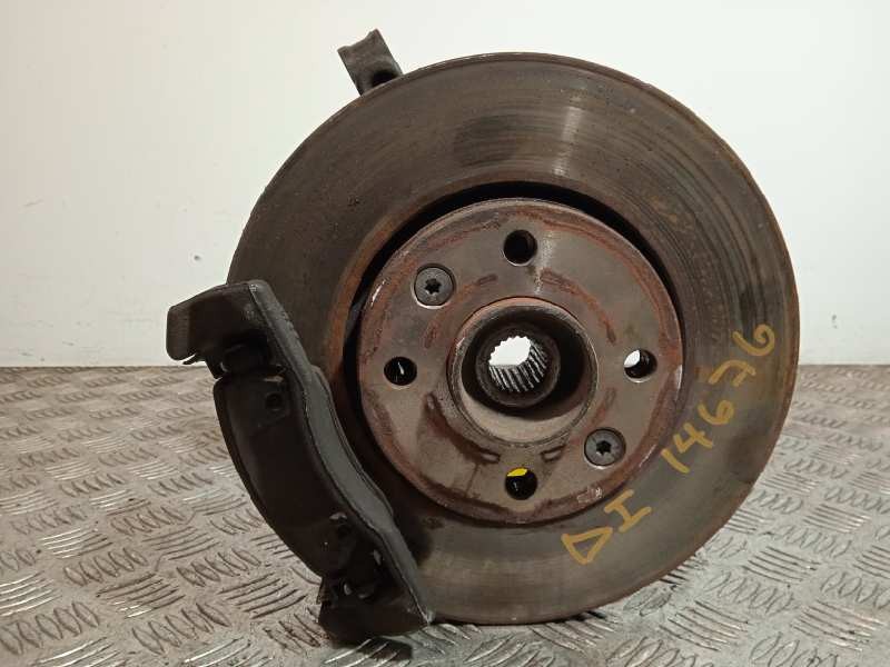 Recambio de mangueta delantera izquierda para renault kangoo furgón compact comfort referencia OEM IAM   