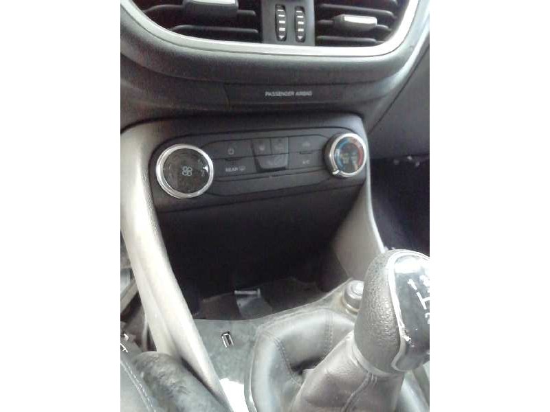 Recambio de mando climatizador para ford fiesta (ce1) trend referencia OEM IAM   