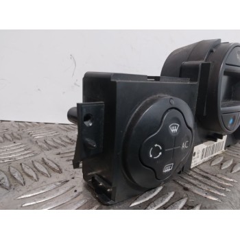 Recambio de mando climatizador para renault megane ii berlina 5p confort authentique referencia OEM IAM 8200312940  