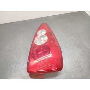 PILOTO TRASERO DERECHO C23551150E 