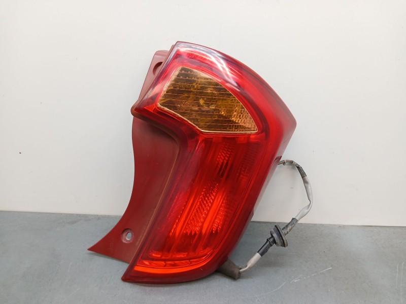 Recambio de piloto trasero derecho para kia picanto ii (ta) 1.0 referencia OEM IAM 924021y0  