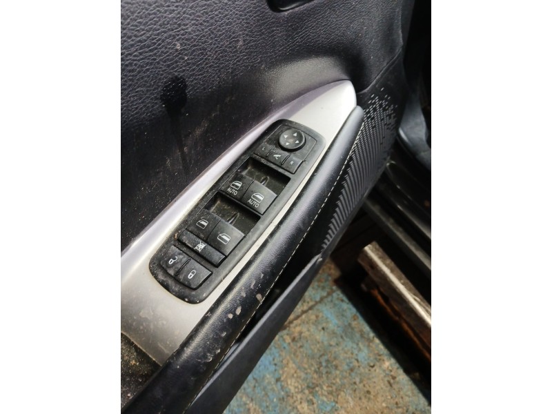 Recambio de mando elevalunas delantero izquierdo para fiat freemont (345_) 2.0 jtd referencia OEM IAM   