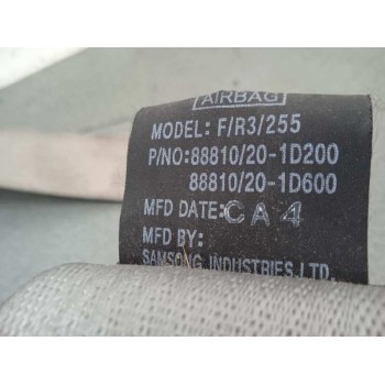 Recambio de pretensor airbag derecho para kia carens (un) 2.0 crdi referencia OEM IAM 888201D200 88810201D200 888201D200S8