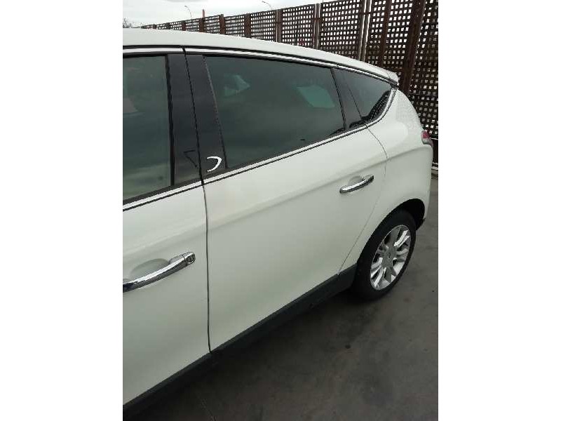 Recambio de puerta trasera izquierda para lancia delta (181) gold referencia OEM IAM   