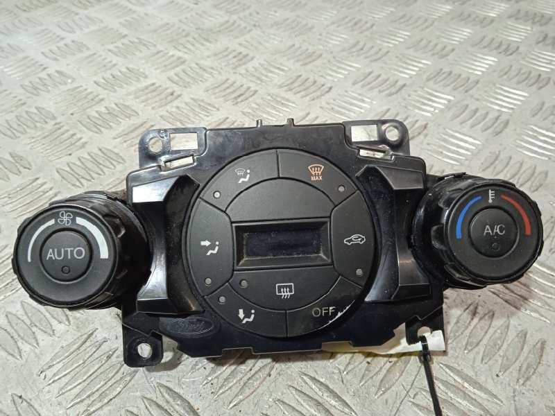 Recambio de mando climatizador para ford fiesta (cb1) 1.25 16v cat referencia OEM IAM 8A6T18C612AG  