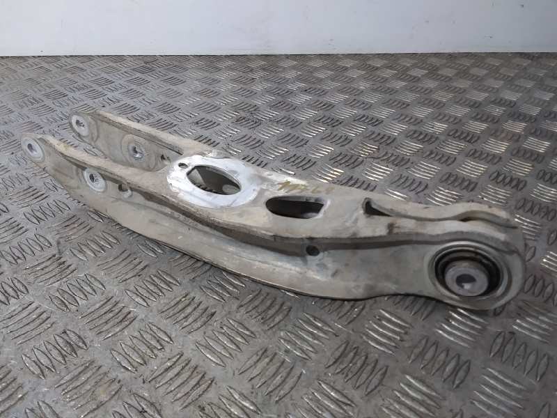 Recambio de brazo suspension inferior trasero izquierdo para audi a4 berlina (8w2) sport edition referencia OEM IAM 8W0505311E  