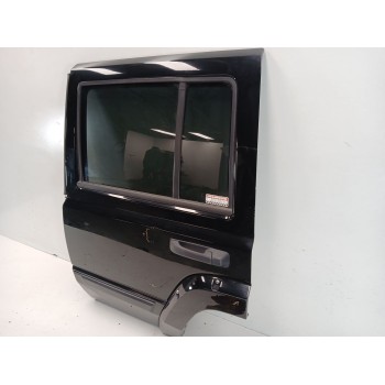Recambio de puerta trasera izquierda para jeep commander 3.0 v6 crd limited referencia OEM IAM   