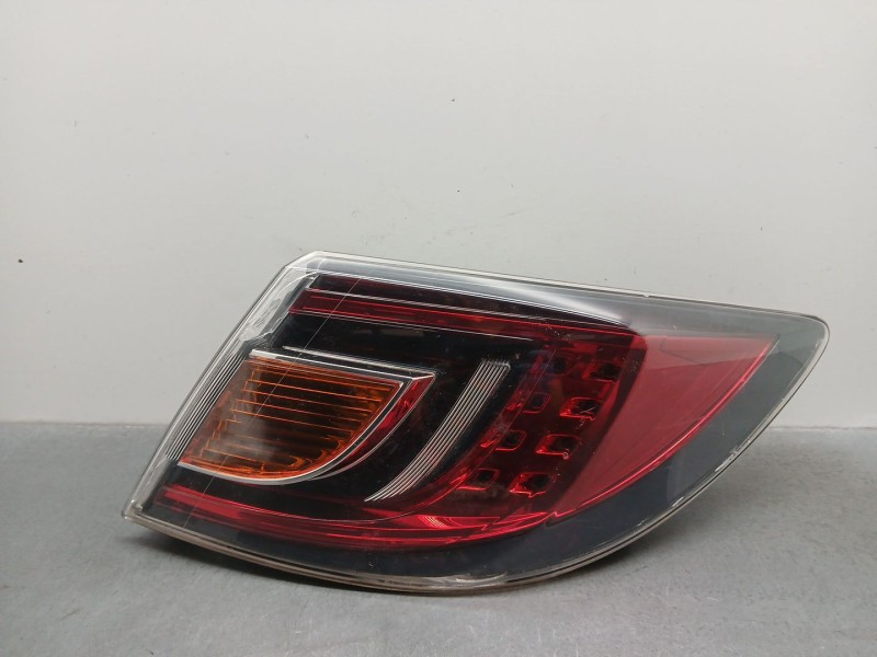 Recambio de piloto trasero derecho para mazda 6 sedán (gh) 2.2 mzr-cd (gh10) referencia OEM IAM 22041055  