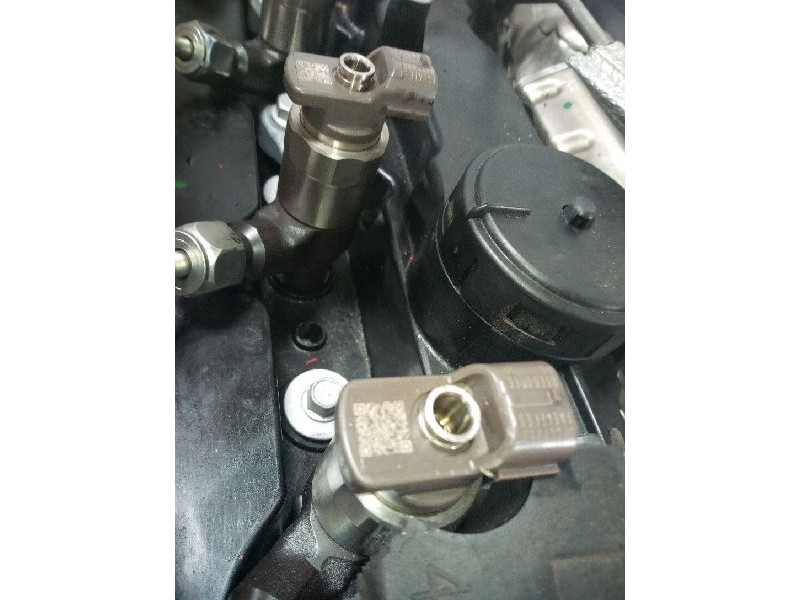 Recambio de inyector para opel astra j lim. 1.6 cdti dpf referencia OEM IAM 55578075  